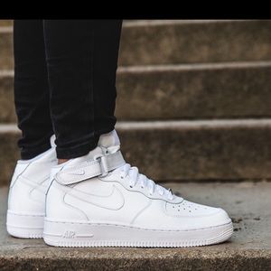 Nike Air Force 1’s Mid